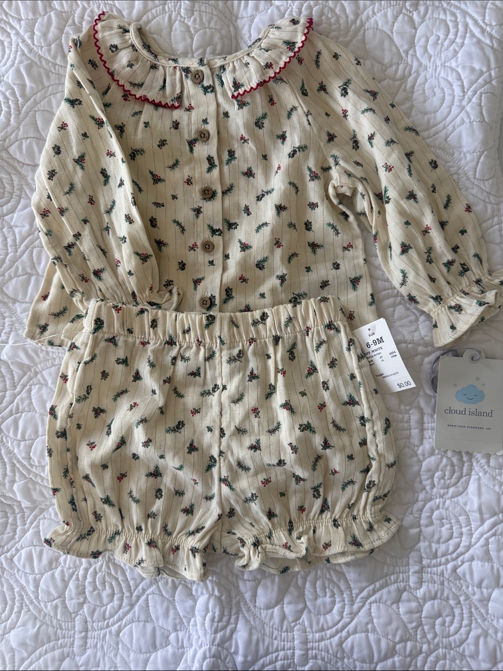cloud island Cream Floral Ruffle Collar Baby Two-Piece Set Christmas Themed